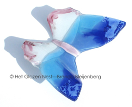 Blauw en roze vlinder
