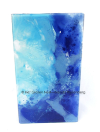 Glasplaat met blauwe lucht