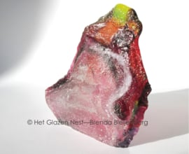 vogel in roze glaskunst