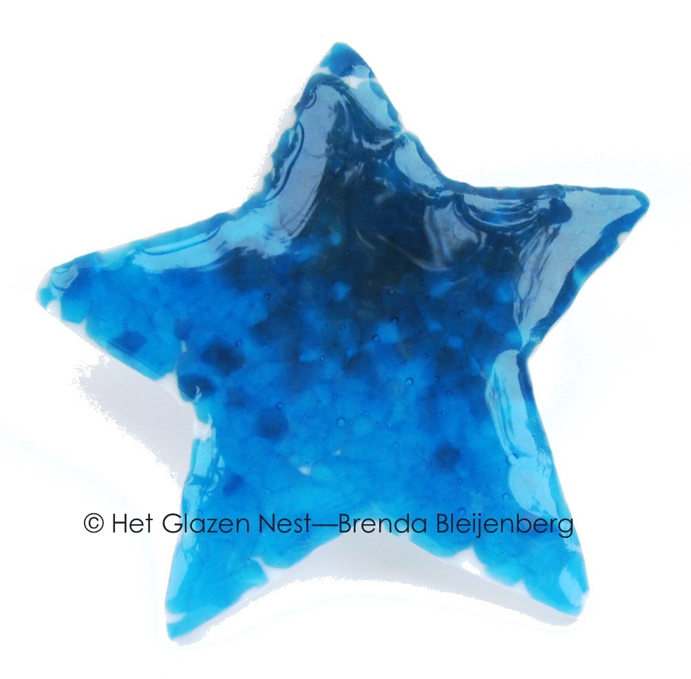 Glazen ster in zeeblauwe kleuren