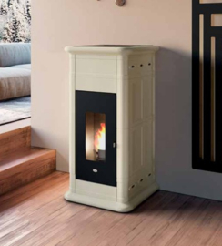 Eva Calor Venere 17 CV-versie