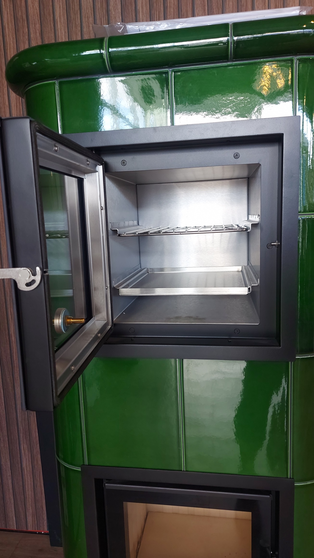 TEGELKACHEL MET OVEN 50% korting
