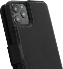 iPhone 13 Pro: MINIM 2 in 1 leather Bookcase wallet (Zwart)