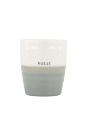 Koffiemok kusje - grijsblauw/wit | Zusss