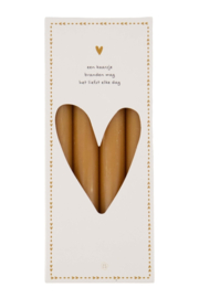 4 rustieke kaarsen 20cm - caramel | Zusss - Binnenkort verwacht!