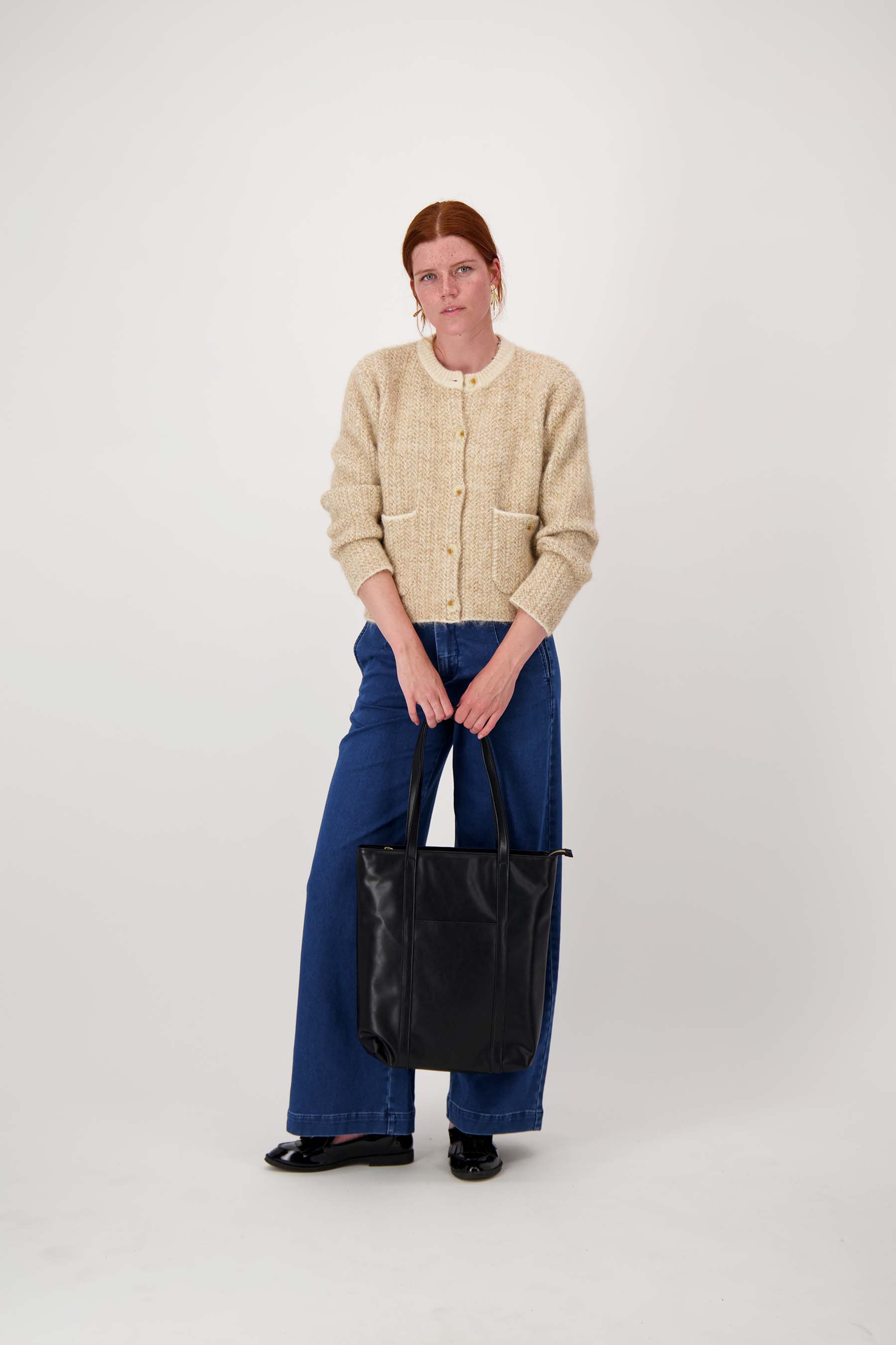 Schoudertas met voorvak - zwart | Zusss