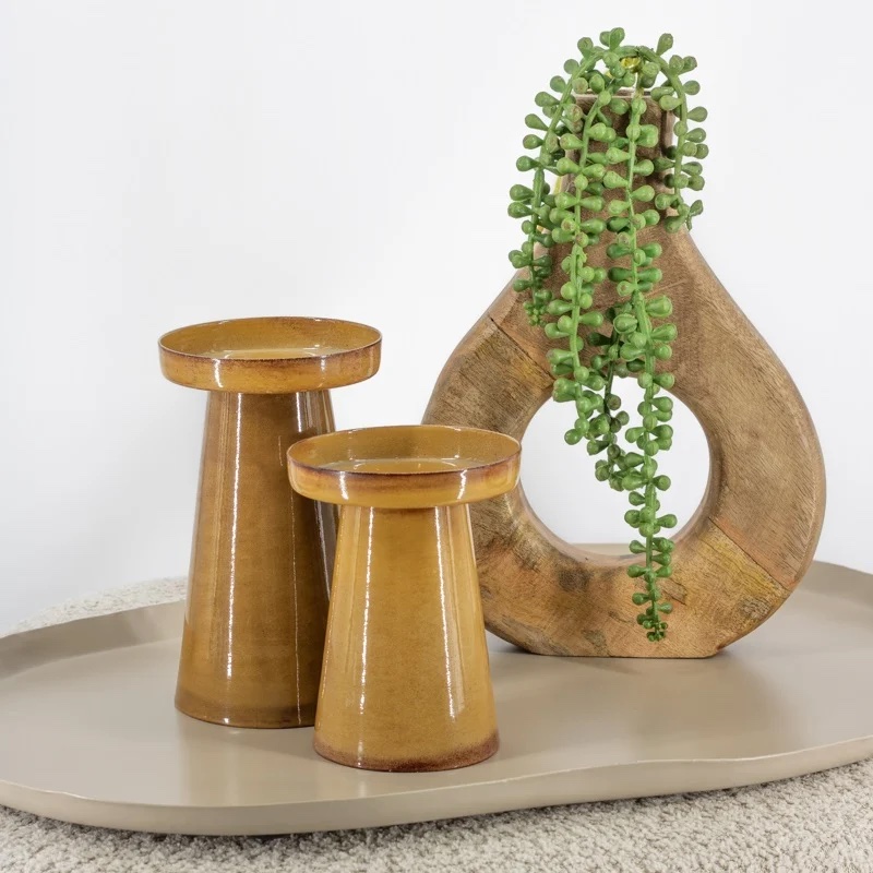 HB7735 | Metalen kaarsenstandaard hoog - mosterd | HomeBound by KY