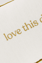 Kussen love this day 35x25cm - wit/goud | Zusss - Binnenkort verwacht!