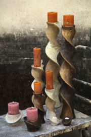 722907 | Iiona candleholder twisty L - black/gold | PTMD