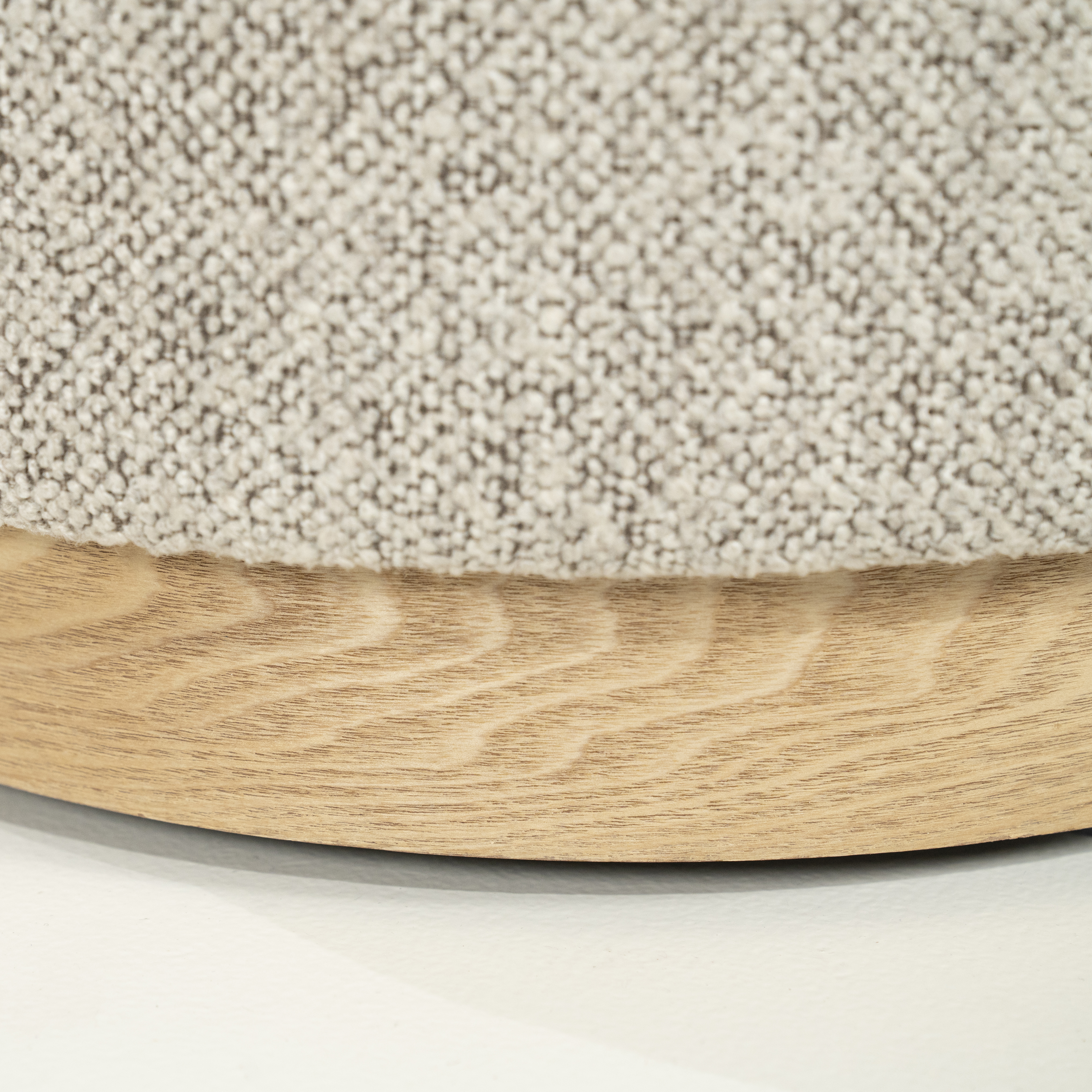 96300 | Poef Avah small - taupe | Eleonora