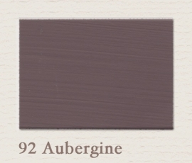 92 Aubergine - Eggshell 0.75L | Painting The Past