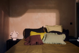 TCU0024 | Ruffle cushion, chestnut (50x50) | HKliving