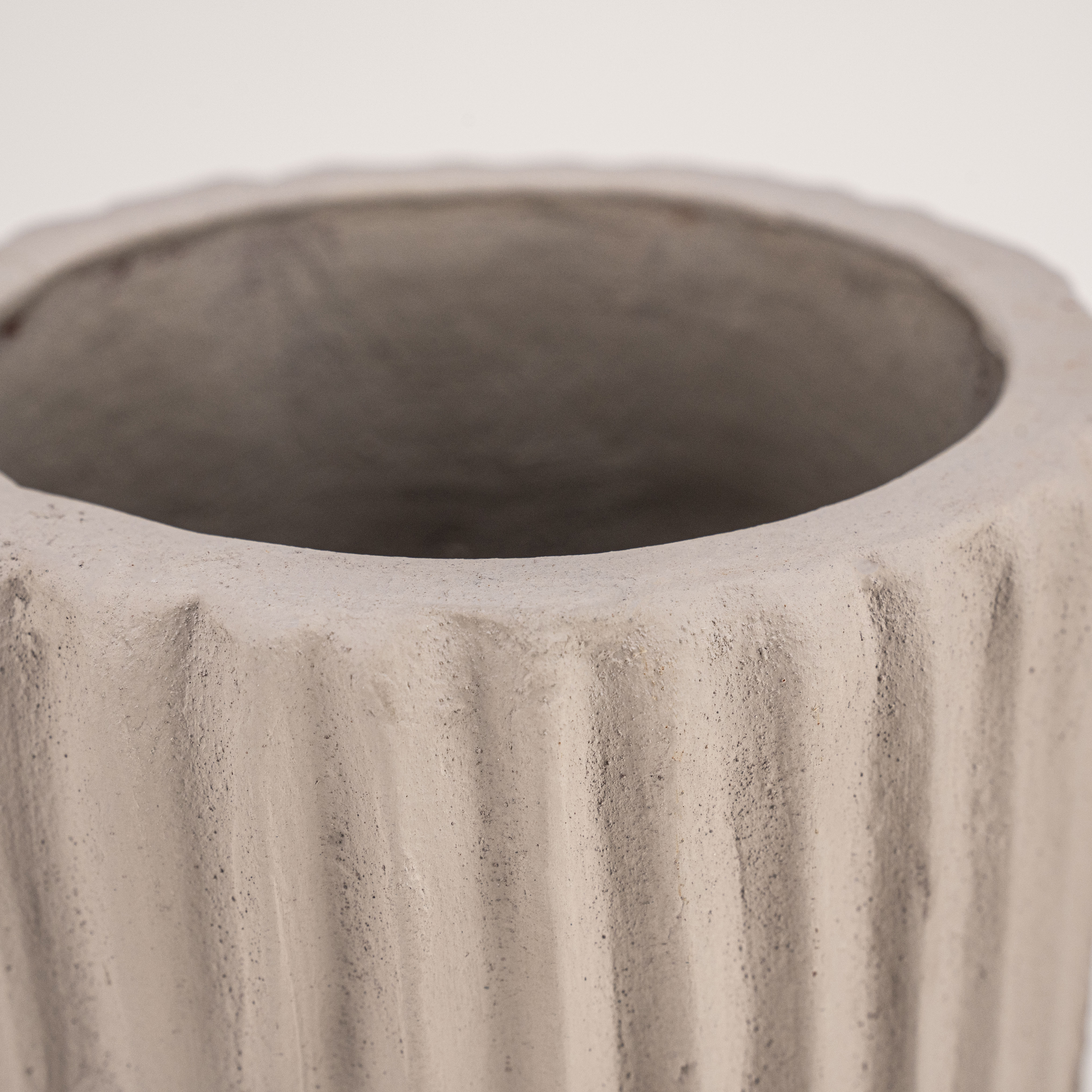 825010098 | Vaas Montsant 14x30 cm - taupe | Isaa