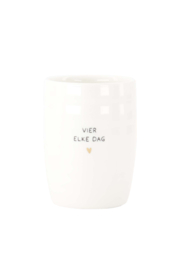 Koffiemok vier elke dag - wit/zwart/goud | Zusss 