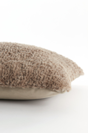 6879182 | Kussen 60x30 cm VITERBO - licht bruin | Light & Living