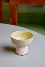 KST0183 | 70s ceramics: tapas bowl on base L, slush | HKliving
