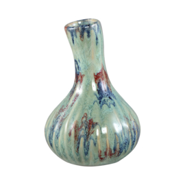 725208 | Jaclyne vase garlic shape M - green | PTMD