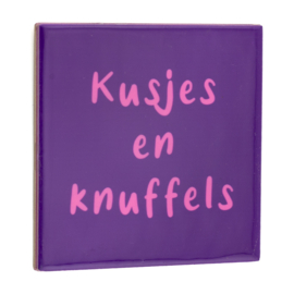 TE2987 | Tegeltje kusjes en knuffels | HomeBound by KY