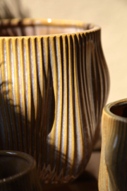 722602 | Mateen pot stripes S - brown | PTMD