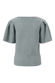  Vlindermouw top in fluffy garen - Silver blue | Zusss 