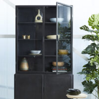 Vitrinekast Garland 4deurs. - Zwart | New Routz