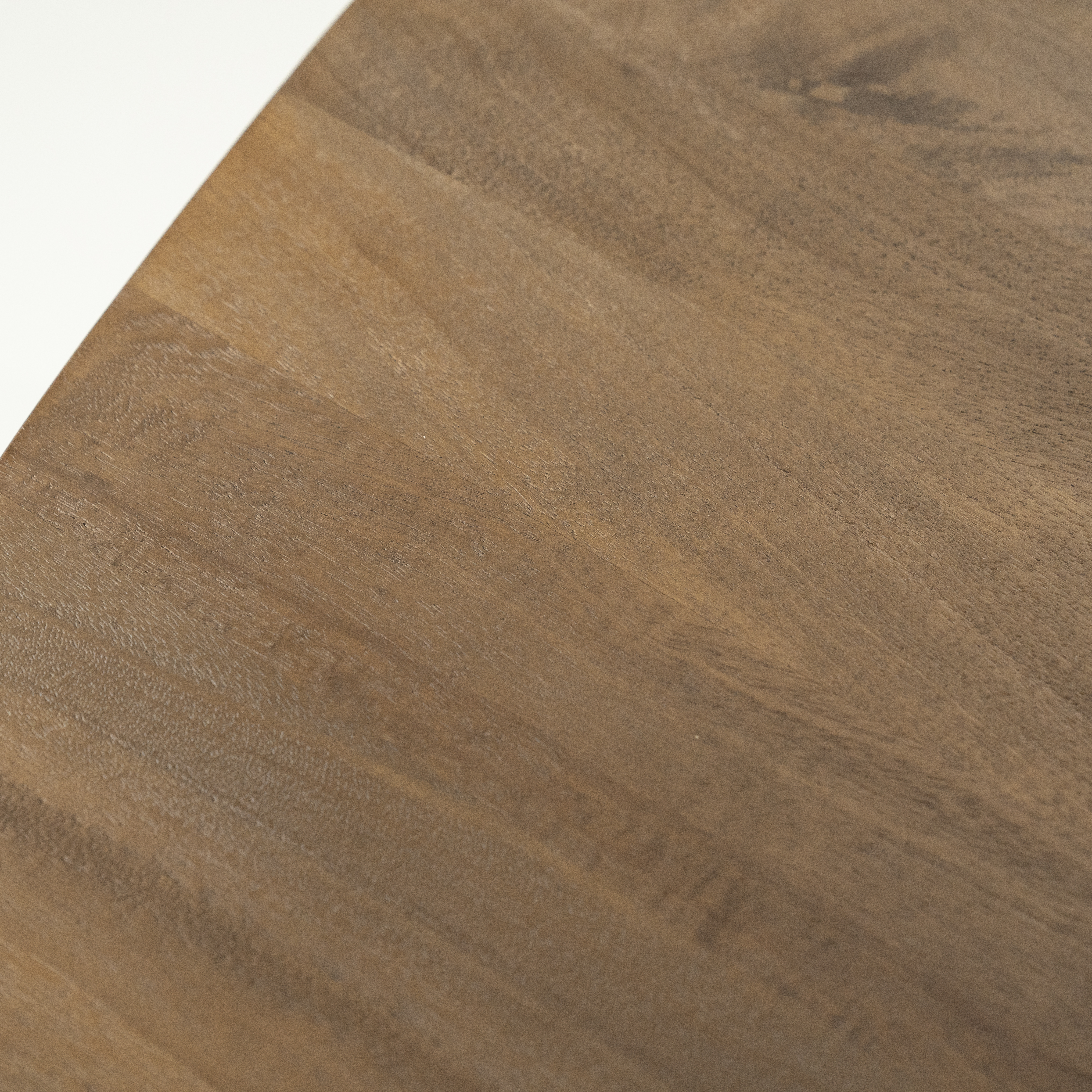 96414 | Eettafel Taylor 140x120 - bruin | Eleonora