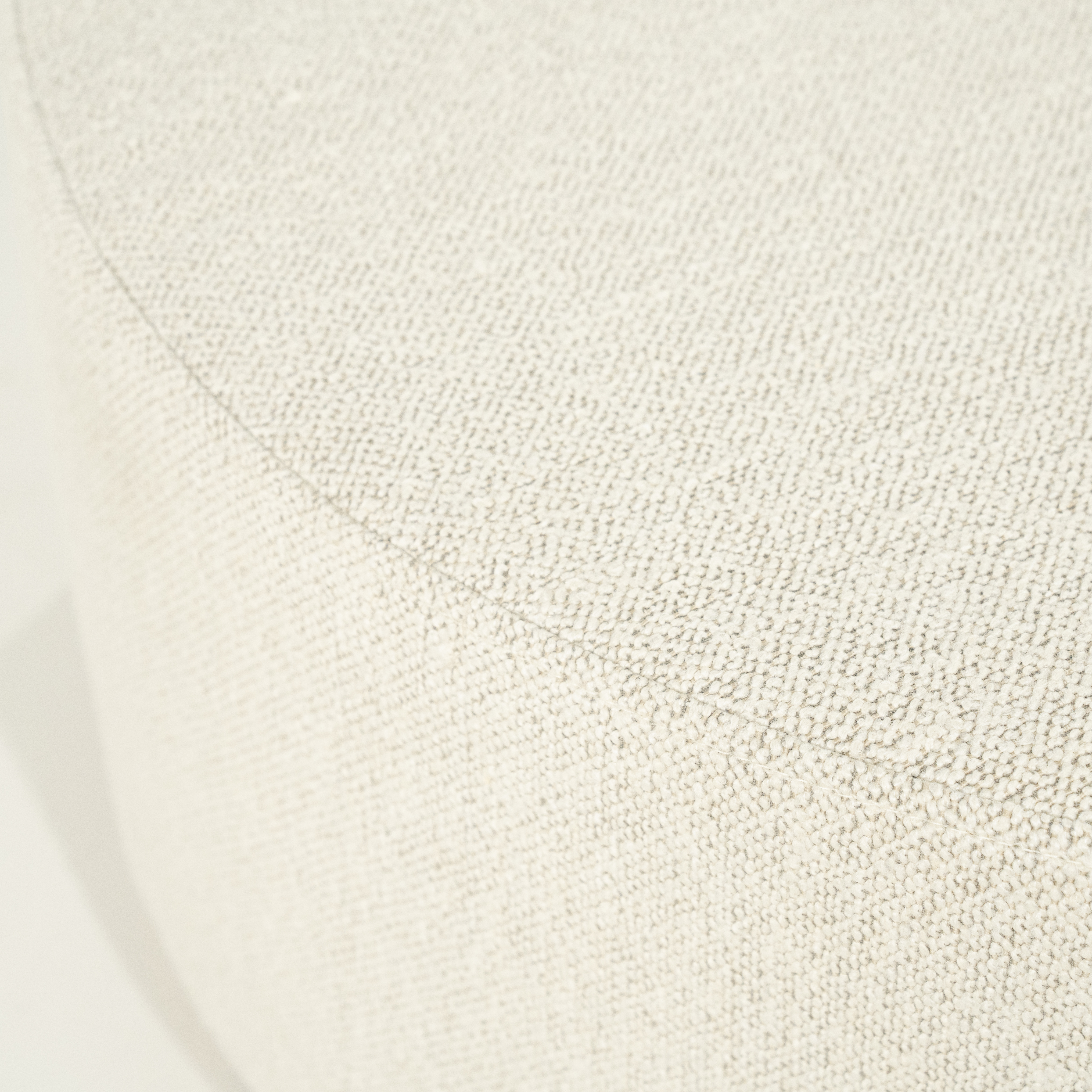 96301 | Poef Avah large - beige | Eleonora
