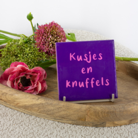 TE2987 | Tegeltje kusjes en knuffels | HomeBound by KY