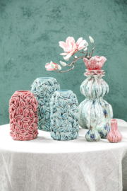 725209 | Jaclyne vase garlic shape L - green | PTMD