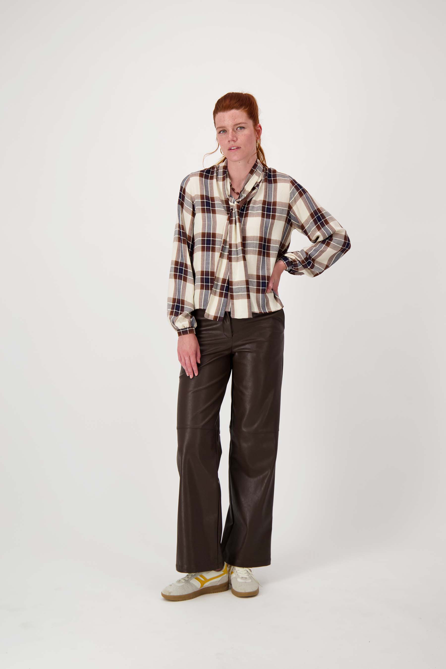 PU wijde broek - chocoladebruin | Zusss