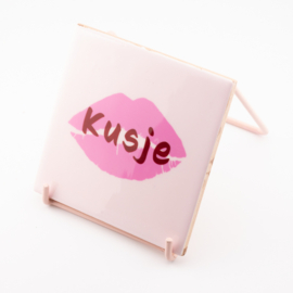 TE2988 | Tegeltje kusje | HomeBound by KY