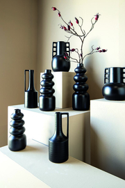 713213 | Trina ceramic vase bubbly shape L - black | PTMD