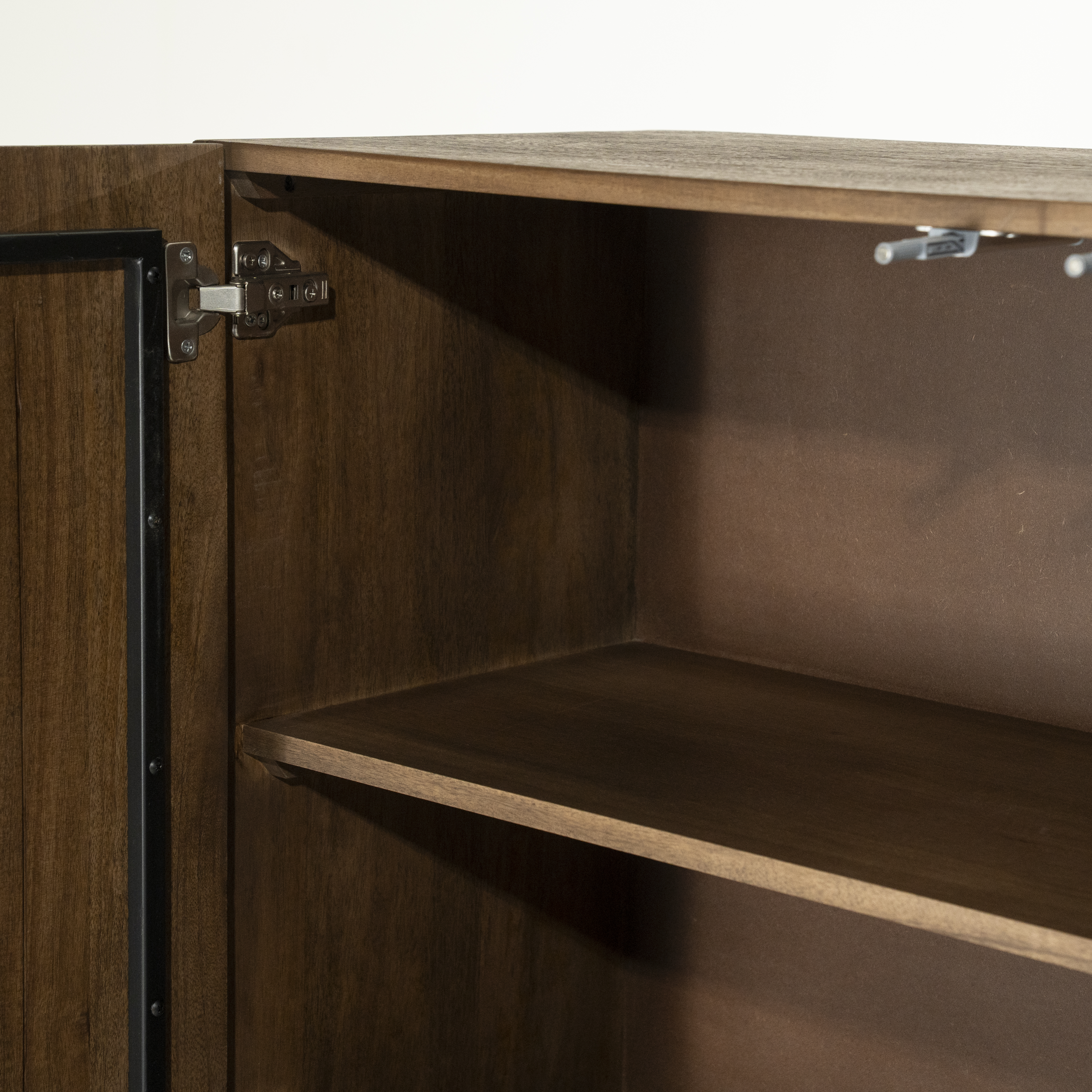 96371 | Kabinet Felix 4-drs. - bruin | Eleonora