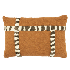 260302 | Pillow StripeScape 40x60 cm - caramel | By-Boo