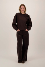 Sweater met bloem - dark choco | Zusss - Binnenkort verwacht!