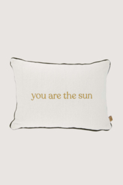 Kussen you are the sun 35x25cm - wit/groen | Zusss - Binnenkort verwacht!