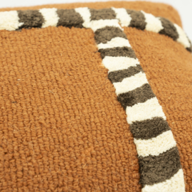 260302 | Pillow StripeScape 40x60 cm - caramel | By-Boo