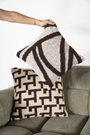 250135 | Kussen Majani - dark brown | By-Boo
