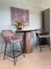710057 | Fal barstoel low (2 stuks) - velvet bruin | PTMD - SHOWROOMOPRUIMING (alleen afhalen)