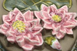PLAQUE NO. 893 - "NÄCKROS" (PINK WATER LILY)