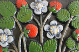 "JORDGUBBE" (STRAWBERRY) PLAQUE