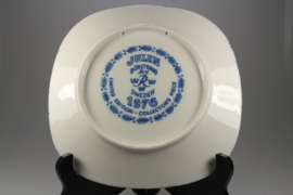 ANNUAL PLATE 1976 - IN ORIGINAL BOX