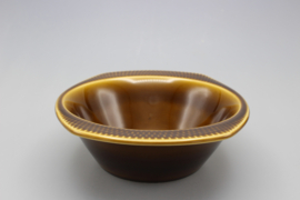 SMALL DISH W/HANDLES - (C)