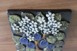 "PLOMMON" (PLUM) PLAQUE- A