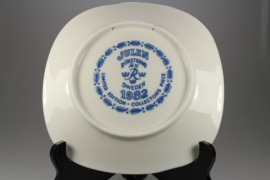 ANNUAL PLATE 1982
