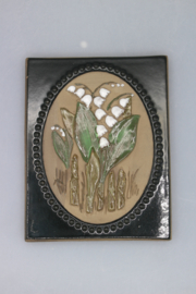 PLAQUE NO. 882 - "LILJEKONVALJ" (LILY OF THE VALLEY) (A)