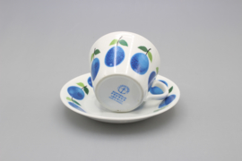 COFFEE CUP AND SAUCER (C)