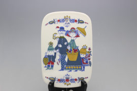 KAASPLANKJE 'THE FAMILY' (DECOR B)