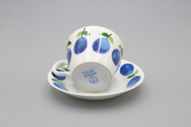 COFFEE CUP AND SAUCER