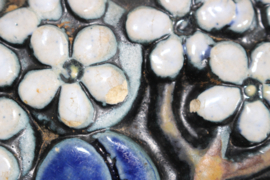 "PLOMMON" (PLUM) PLAQUE  - B